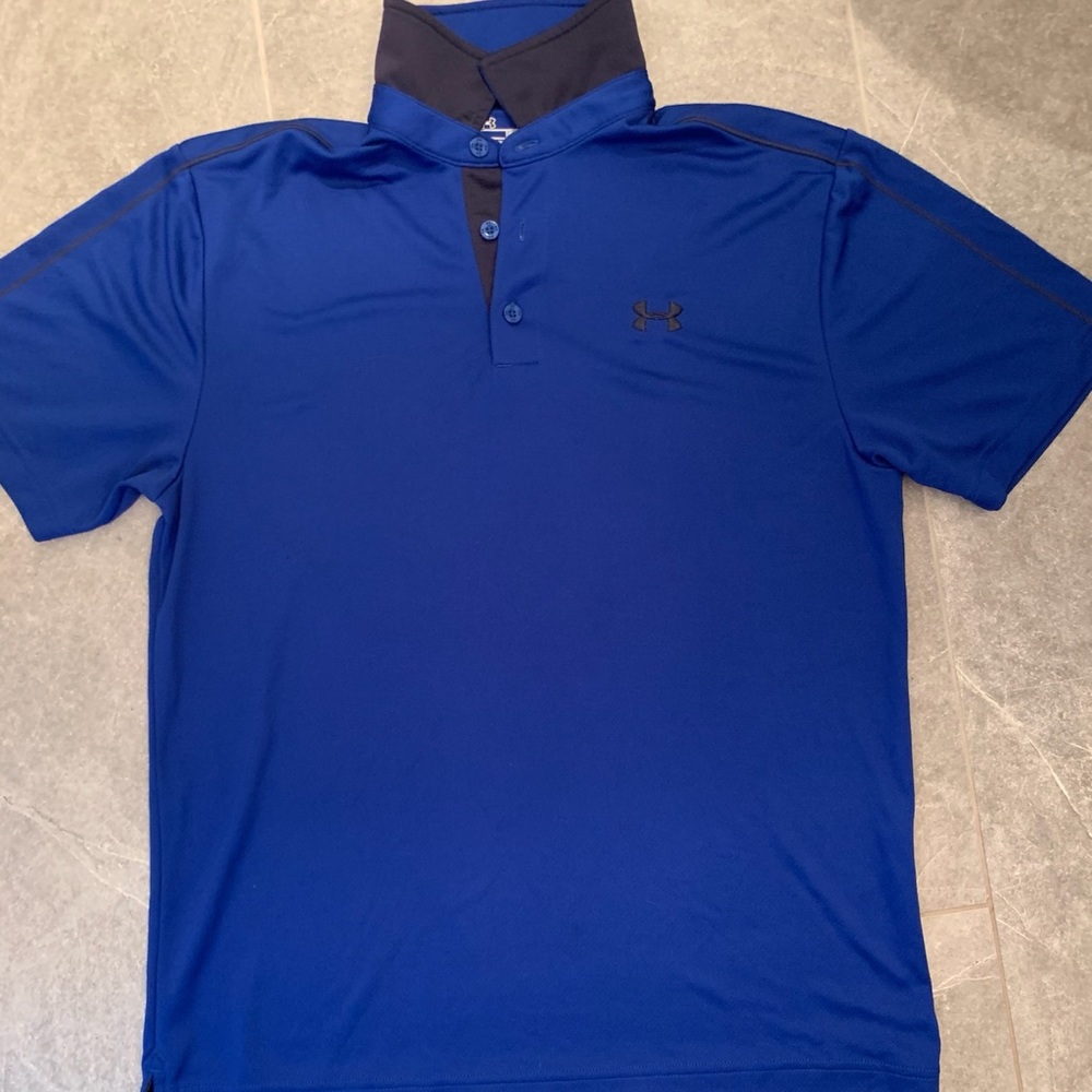 SOLD. Under Armour loose heatgear. Brand new blue